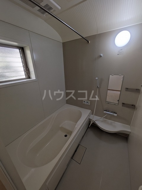 18/30 浴室