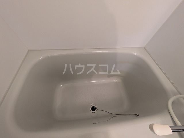 16/30 浴室