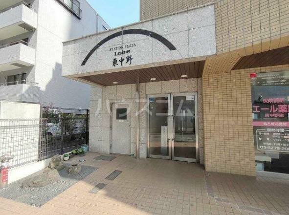 22/22 エントランス