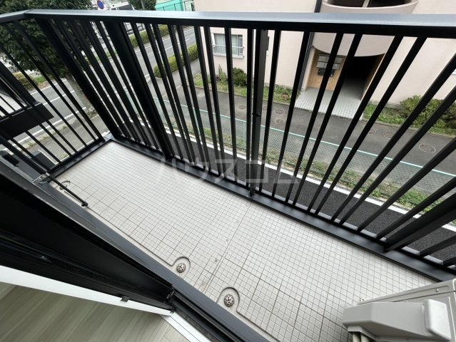 23/30 バルコニー