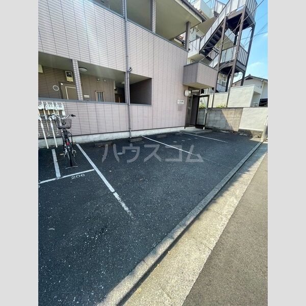 15/25 駐車場