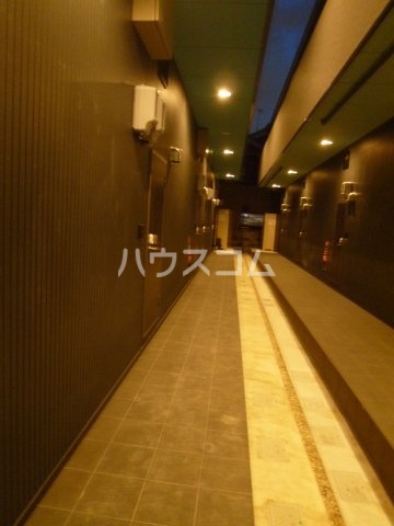 2/5 エントランス