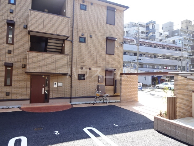 2/11 駐車場