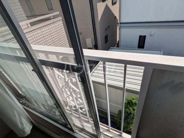 18/30 バルコニー