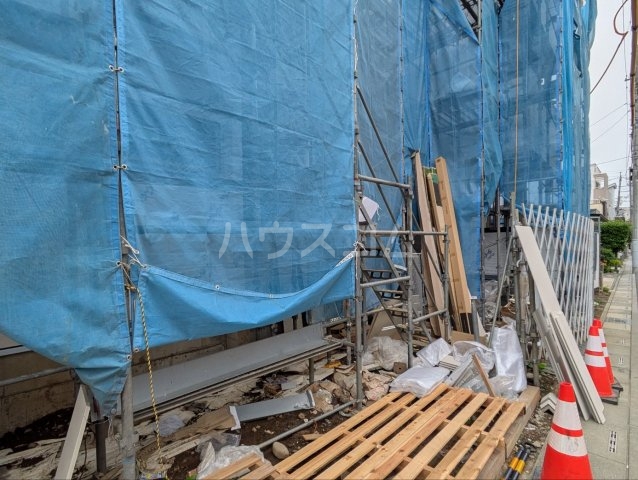 15/23 エントランス