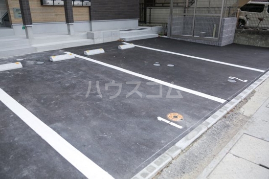 2/3 駐車場