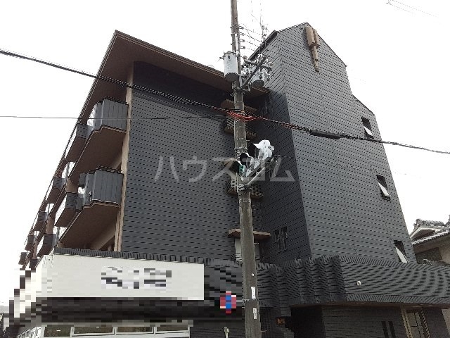 2/4 外観