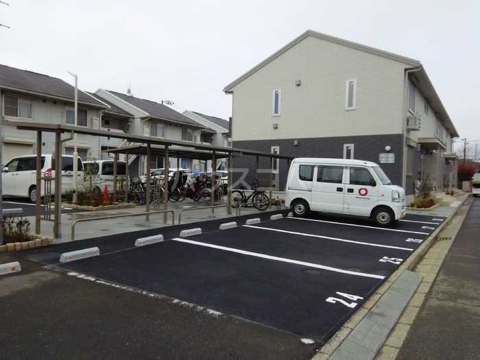 15/23 駐車場