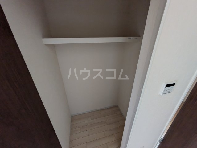13/30 収納