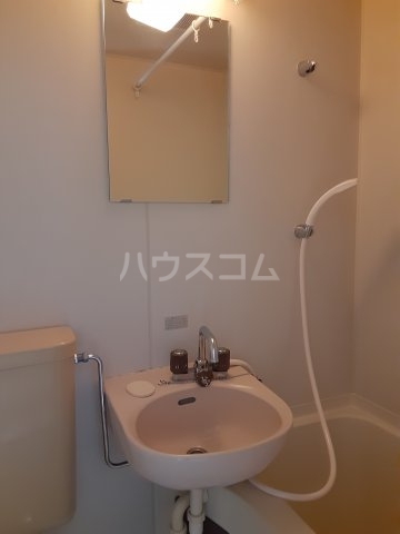13/30 洗面