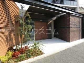 14/17 エントランス