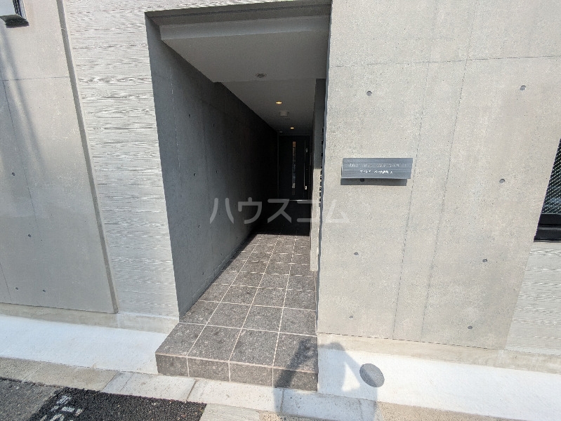 16/24 エントランス