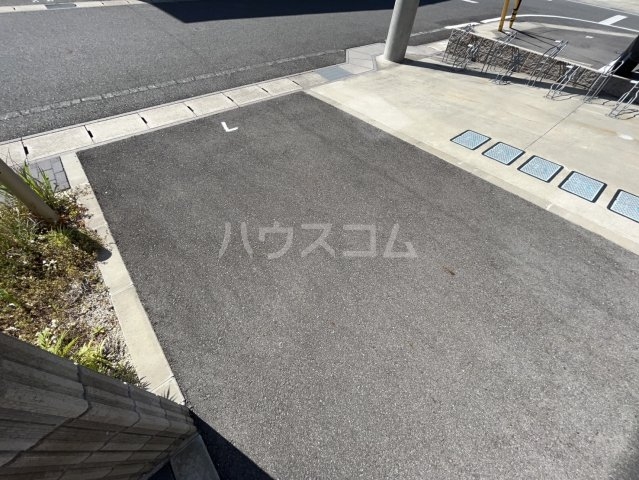 22/30 駐車場