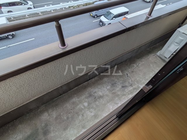 13/21 バルコニー
