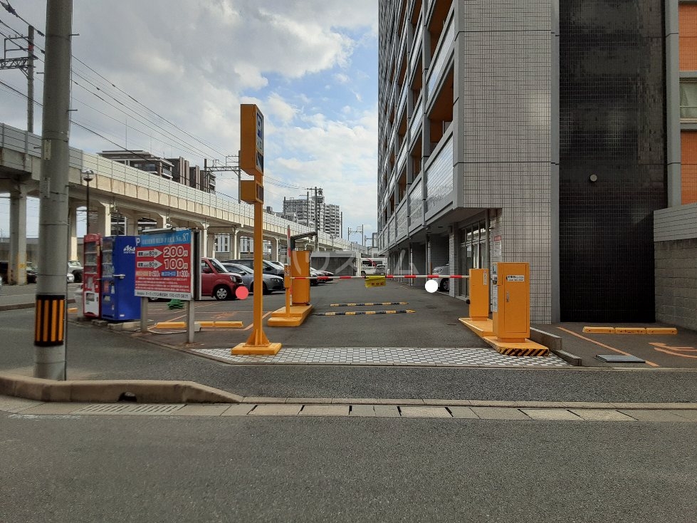 24/28 駐車場