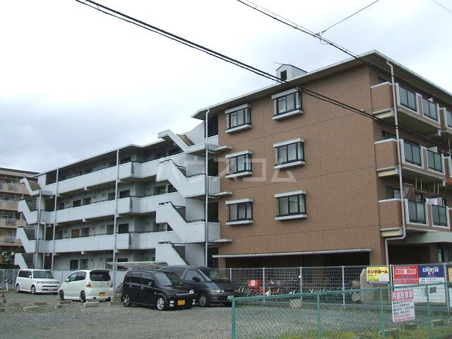 14/21 駐車場