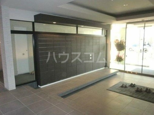 16/24 エントランス