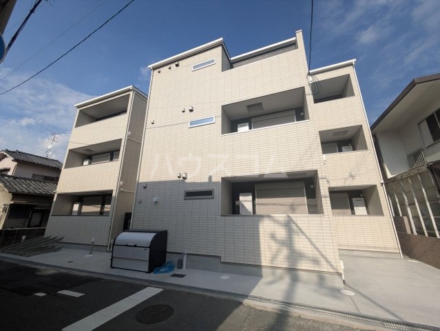 1/11 外観