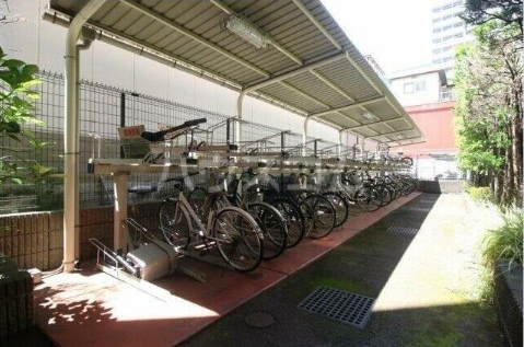 17/23 駐車場