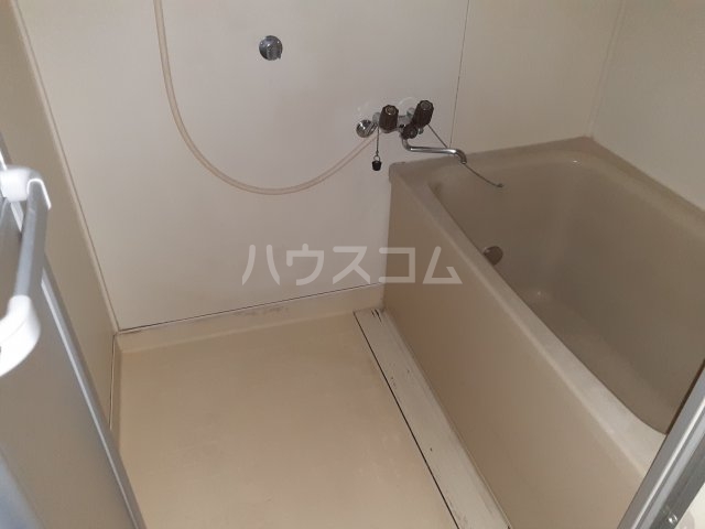 14/30 浴室