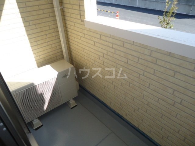 22/27 バルコニー