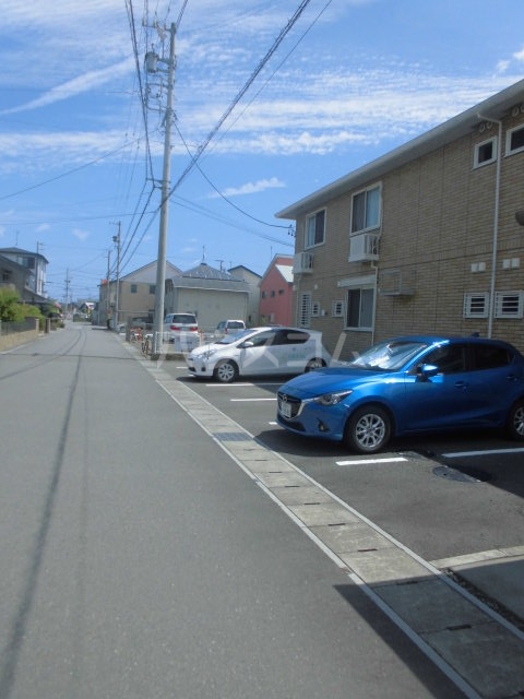 14/15 駐車場