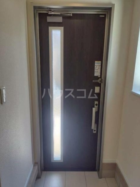14/30 玄関