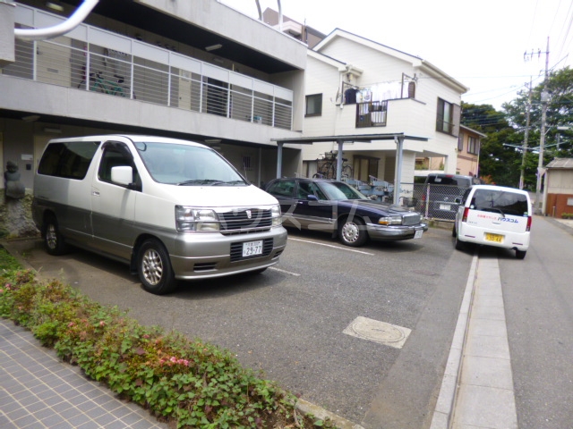 19/29 駐車場