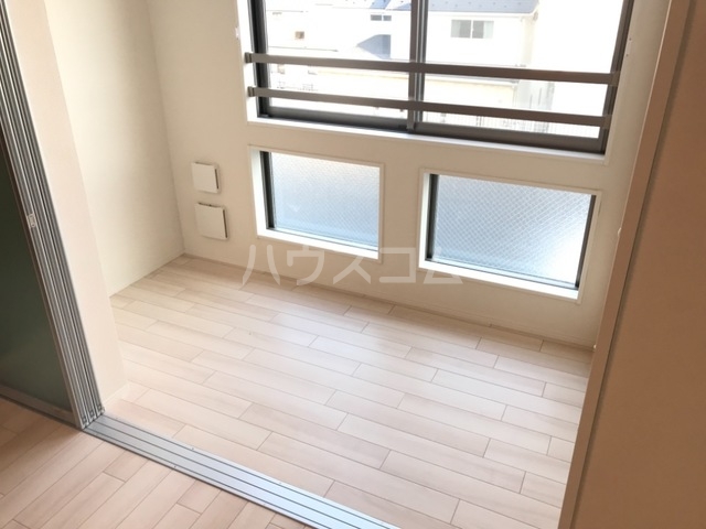 19/24 バルコニー