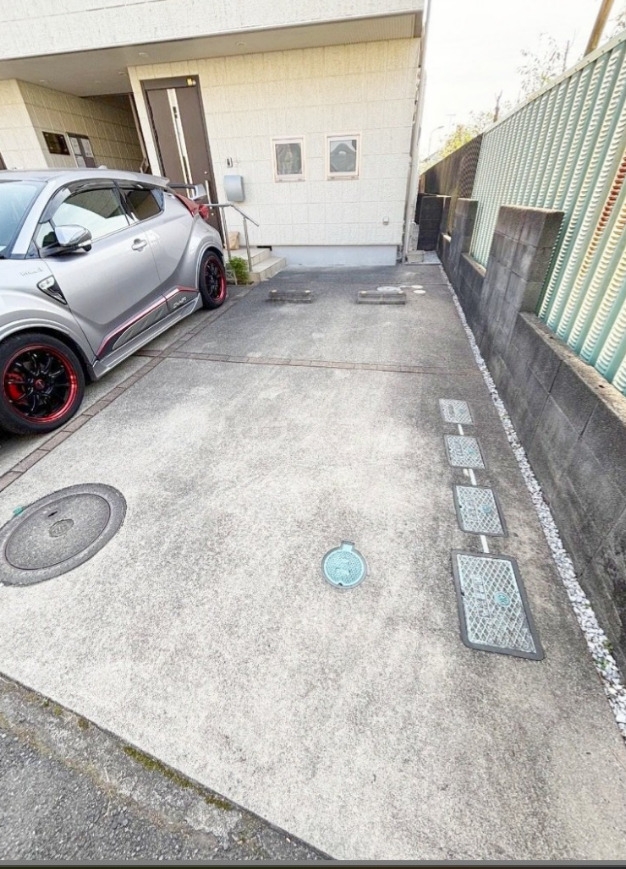 16/26 駐車場