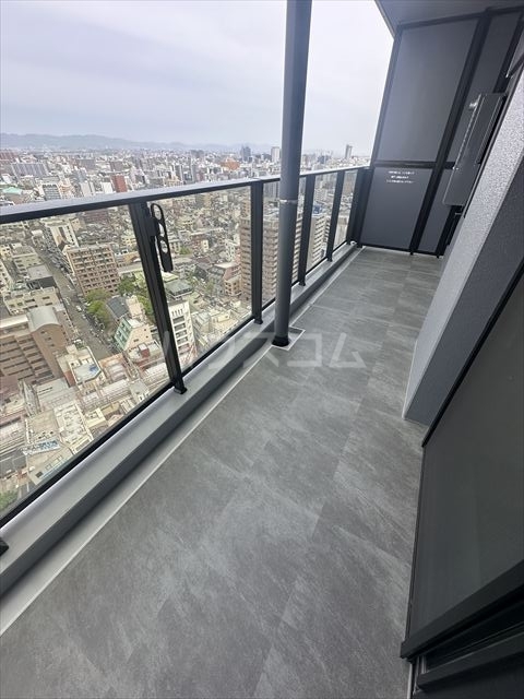 18/30 バルコニー