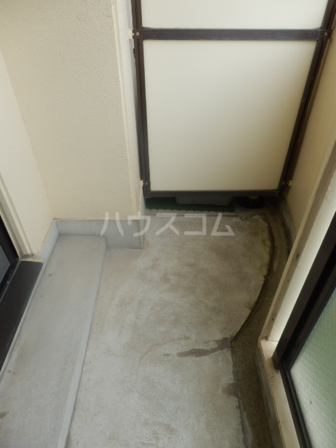 16/28 バルコニー