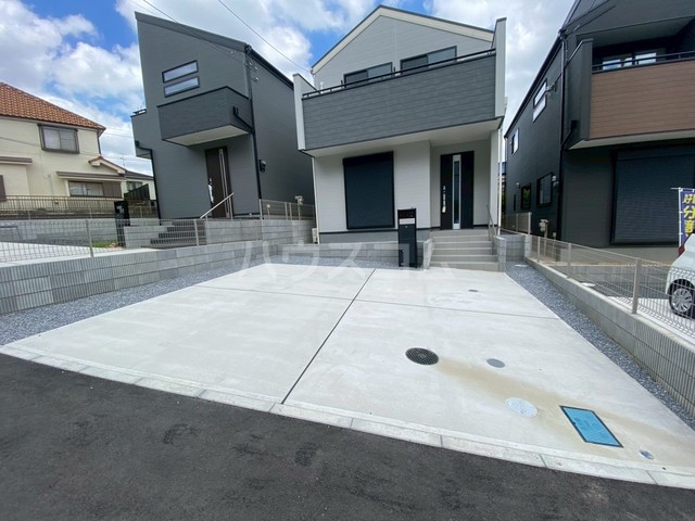 14/21 駐車場