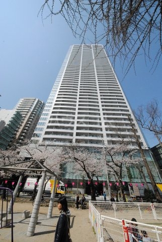 1/8 外観