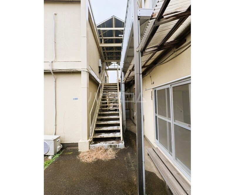 15/26 エントランス