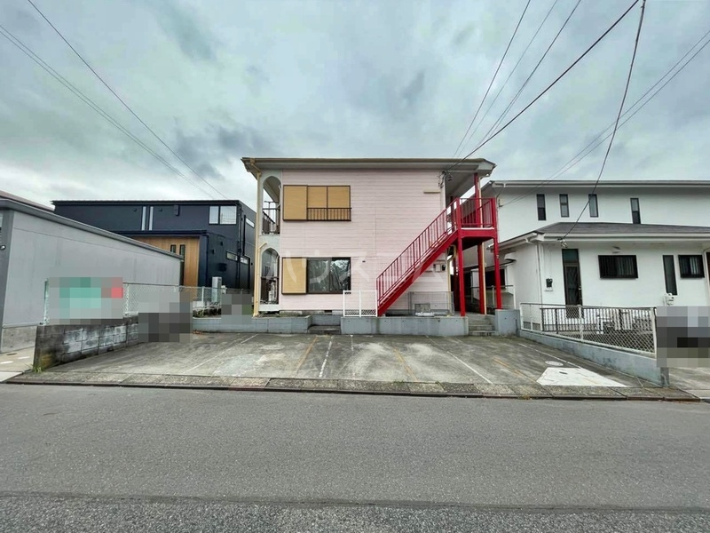 23/25 駐車場