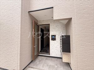 2/3 エントランス