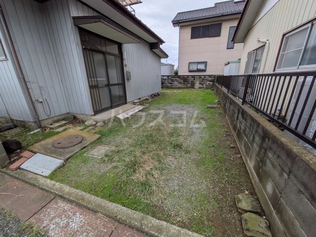 2/6 駐車場