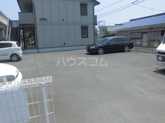 20/28 駐車場