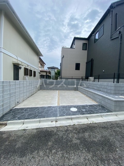16/26 駐車場