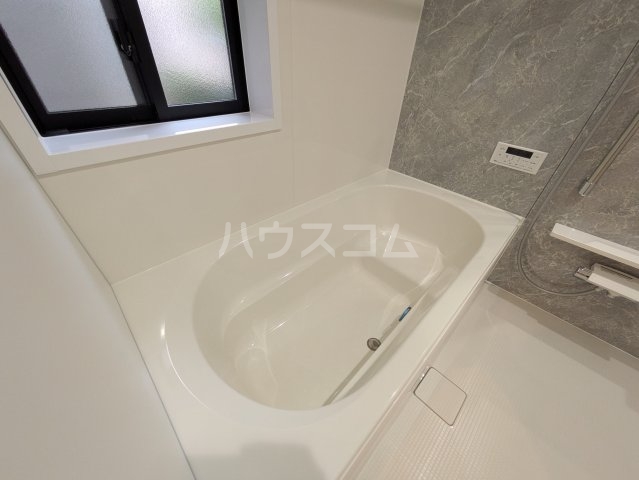 14/30 浴室