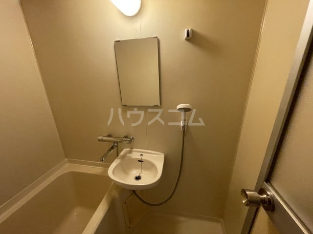15/28 洗面