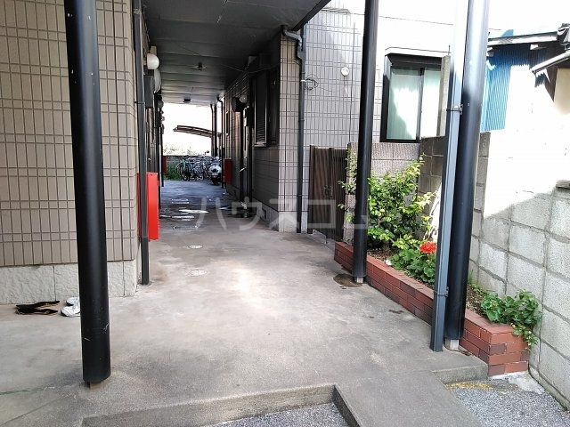 3/5 エントランス