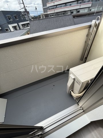 20/30 バルコニー