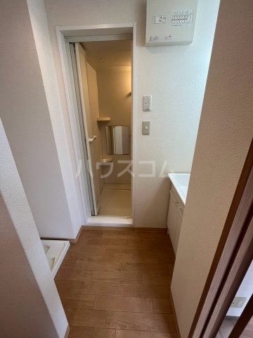 15/30 洗面