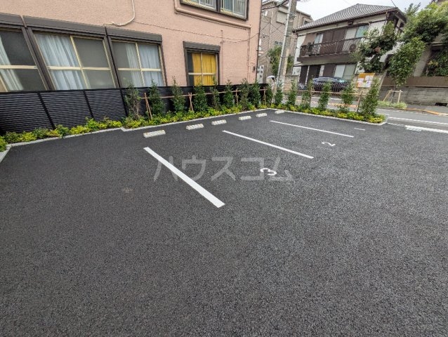 22/30 駐車場