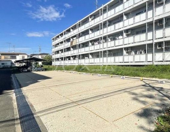 16/26 駐車場