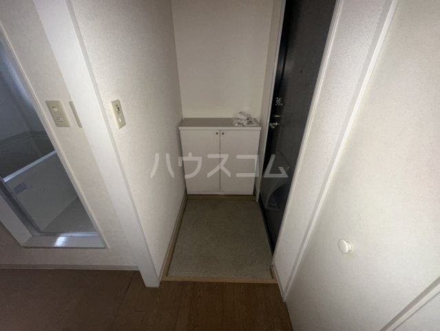 14/30 玄関