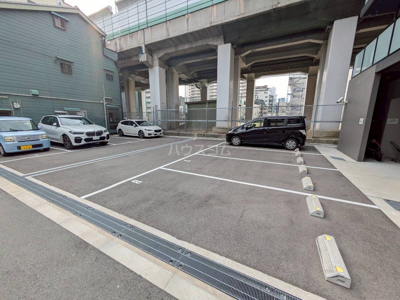 15/20 駐車場