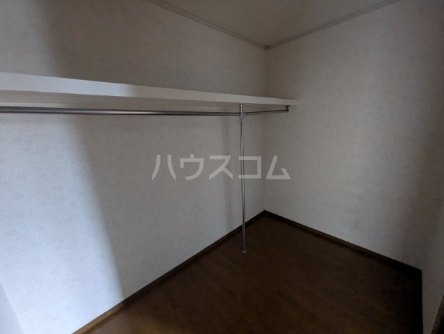 13/30 収納